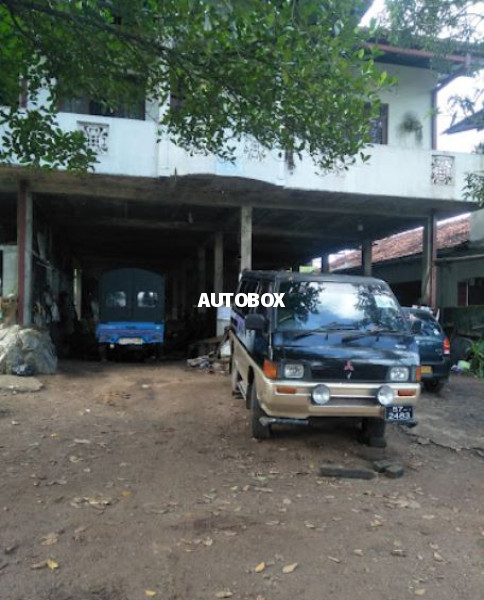 Sisira garage