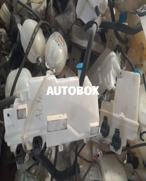 Suzuki Every DA17 Wipper Washer Tank Available.