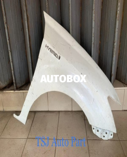 Toyota Axio NKE161 Fender RHS For Sale