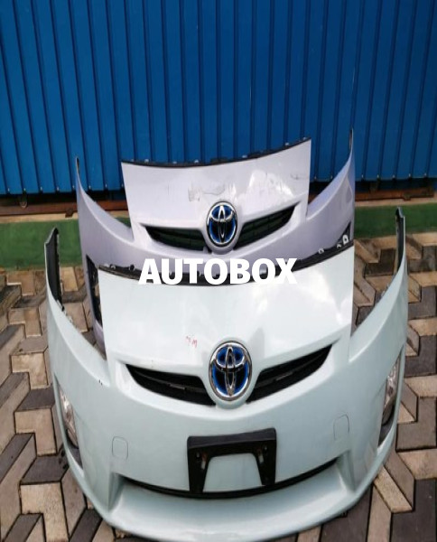 Toyota Prius 30 Front Buffer for sale