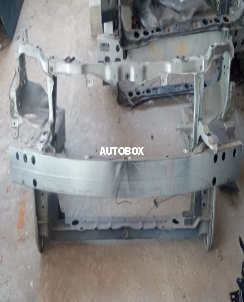 Toyota Premio Nose Cut for sale