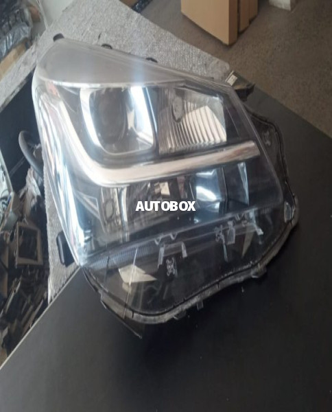 Toyota Vitz KSP 130 Shenon Head Light for sale
