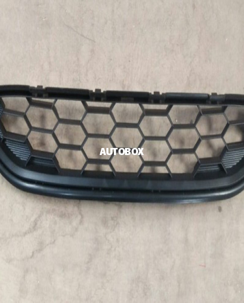 Honda Vezel Low Grill for sale