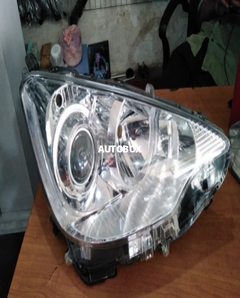 Toyota Aqua Head Light for sale