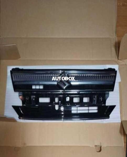 Suzuki Wagon R (MH55S) Front Grill. For Sale