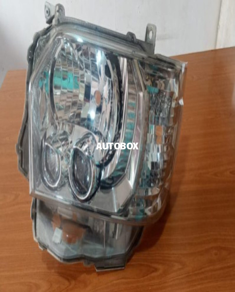 Toyota KDH 2018 Headlight for sale