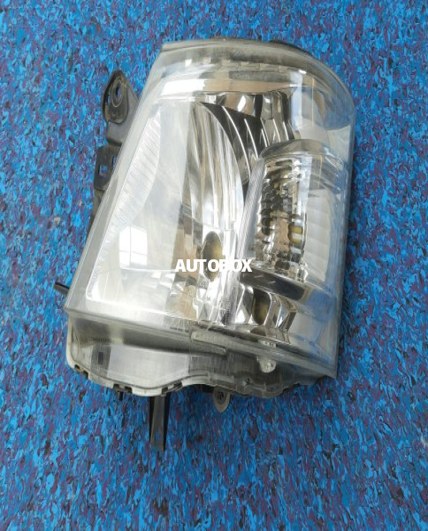 Nissan NV350 Head Light For Sale