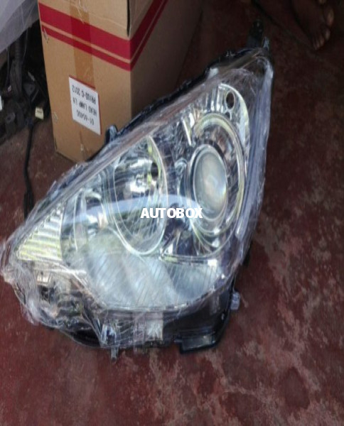 Toyota Aqua Head Light for sale