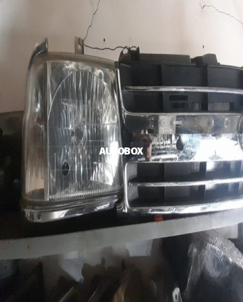 Daihatsu Hijet S200 Grilles and Head Light