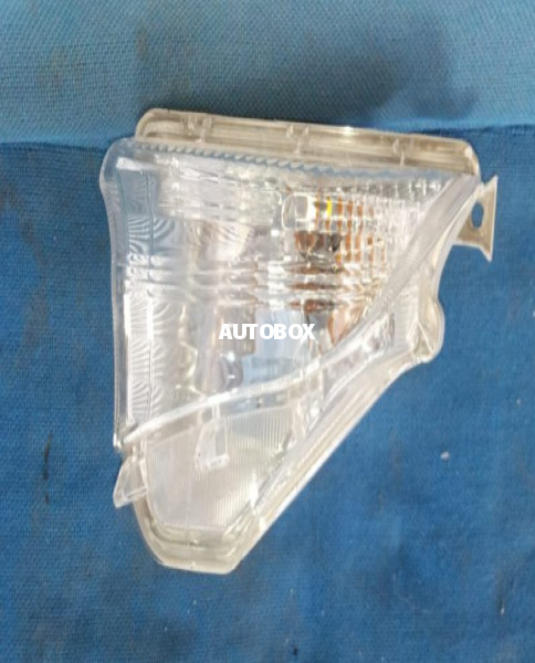 Toyota Aqua X Urban Signal light