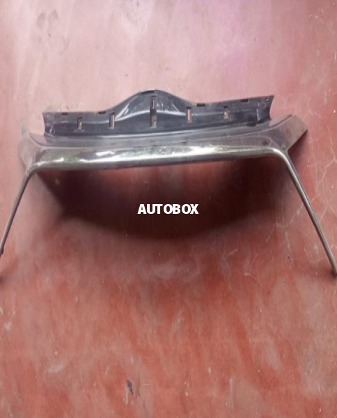 Toyota Aqua GS Upper Grille Shell