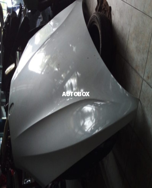 BMW i8 Bonnet