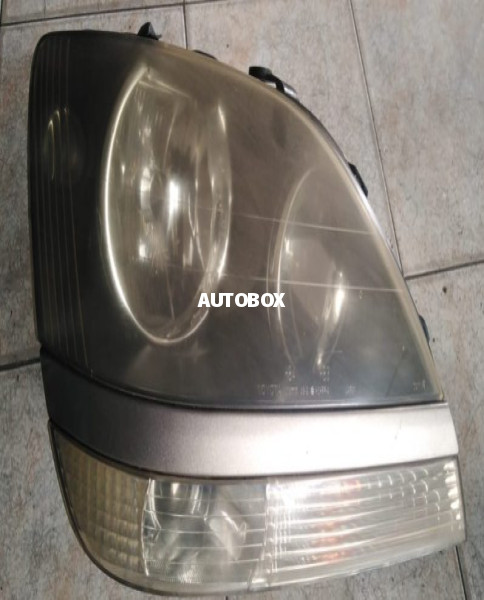Toyota Harrier Tail Light