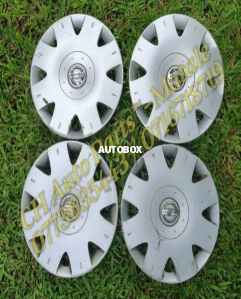 Nissan 14″ Rim Cup Set