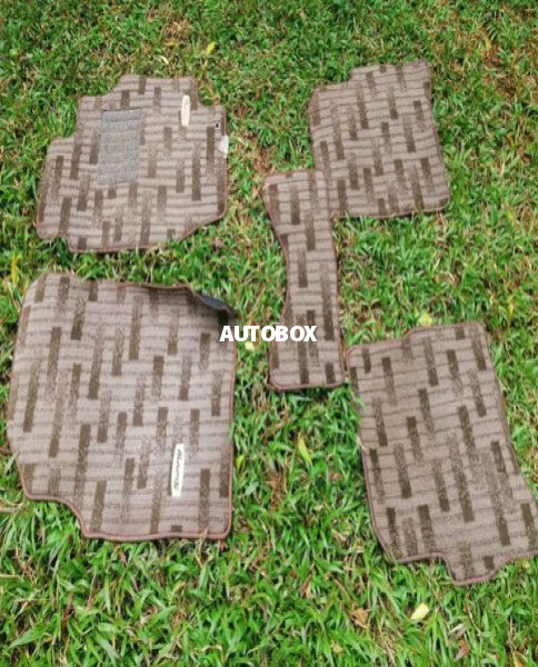 Nissan Sunny FB15 , N16 , Y11 Floor Carpets