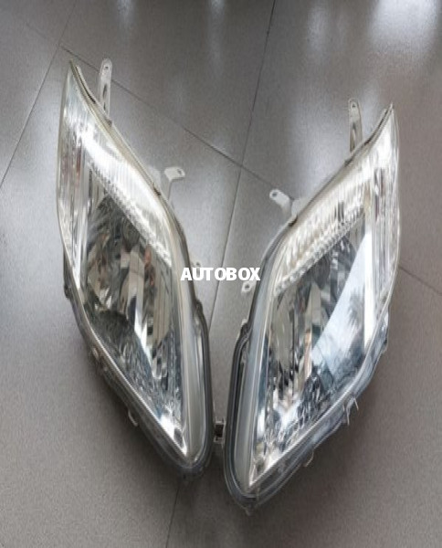 Toyota Axio 141 Head lights