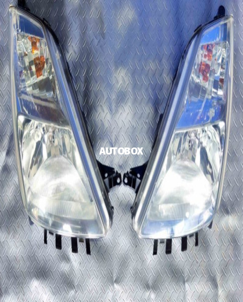 Toyota Prius 20 Head Light for sale
