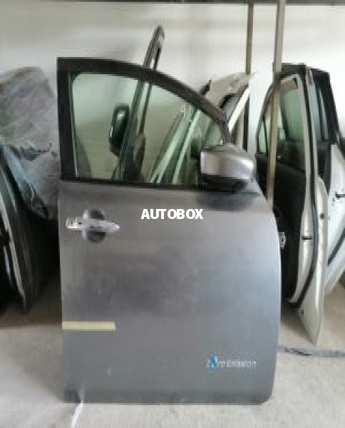 Nissan Leaf (AZE0) RH Front Door